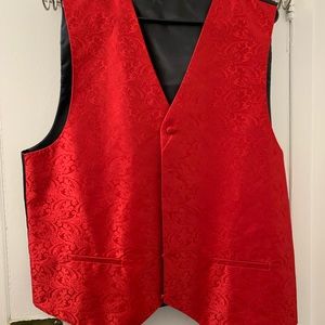 XL RED VEST